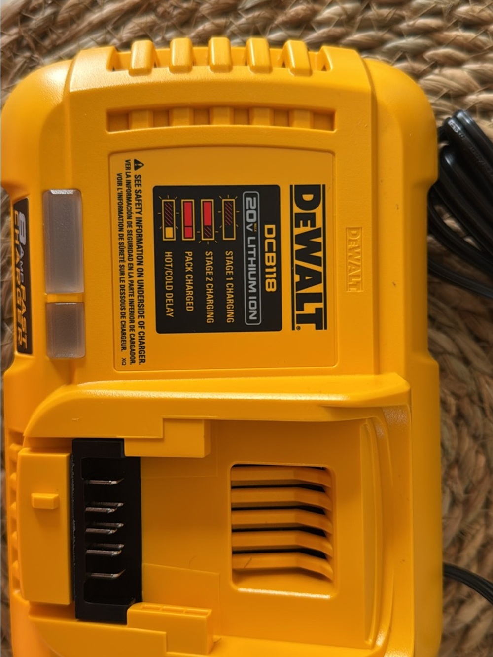 DEWALT 20V Lithium-Ion Battery Charger - Yellow